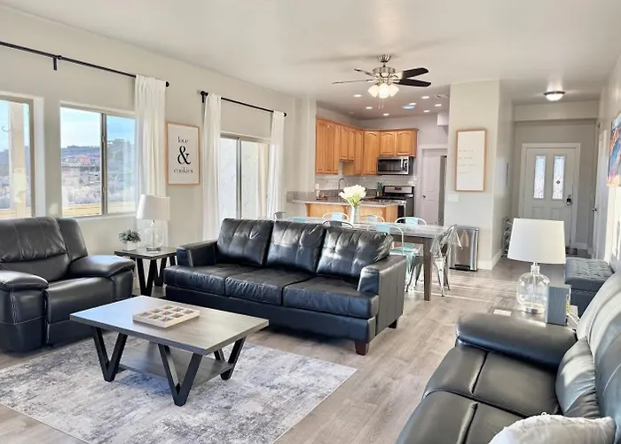 Powell Views And Prime Location Holiday home *