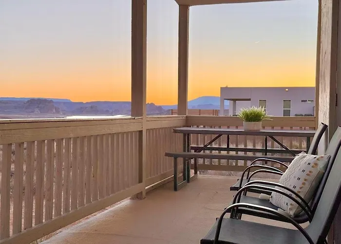 Powell Views And Prime Location *