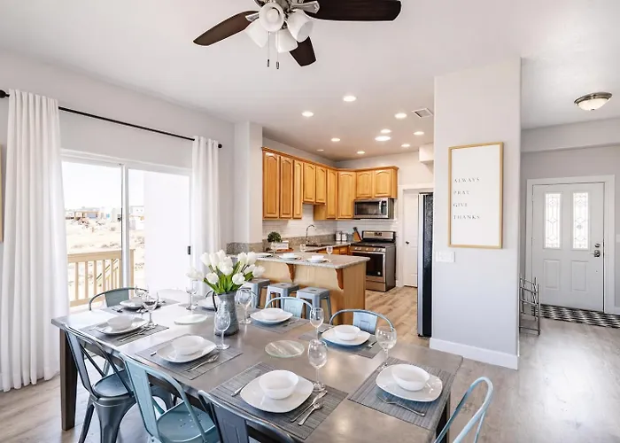 Powell Views And Prime Location Holiday home Page